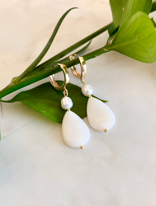 Laurence - pearl & shell earrings